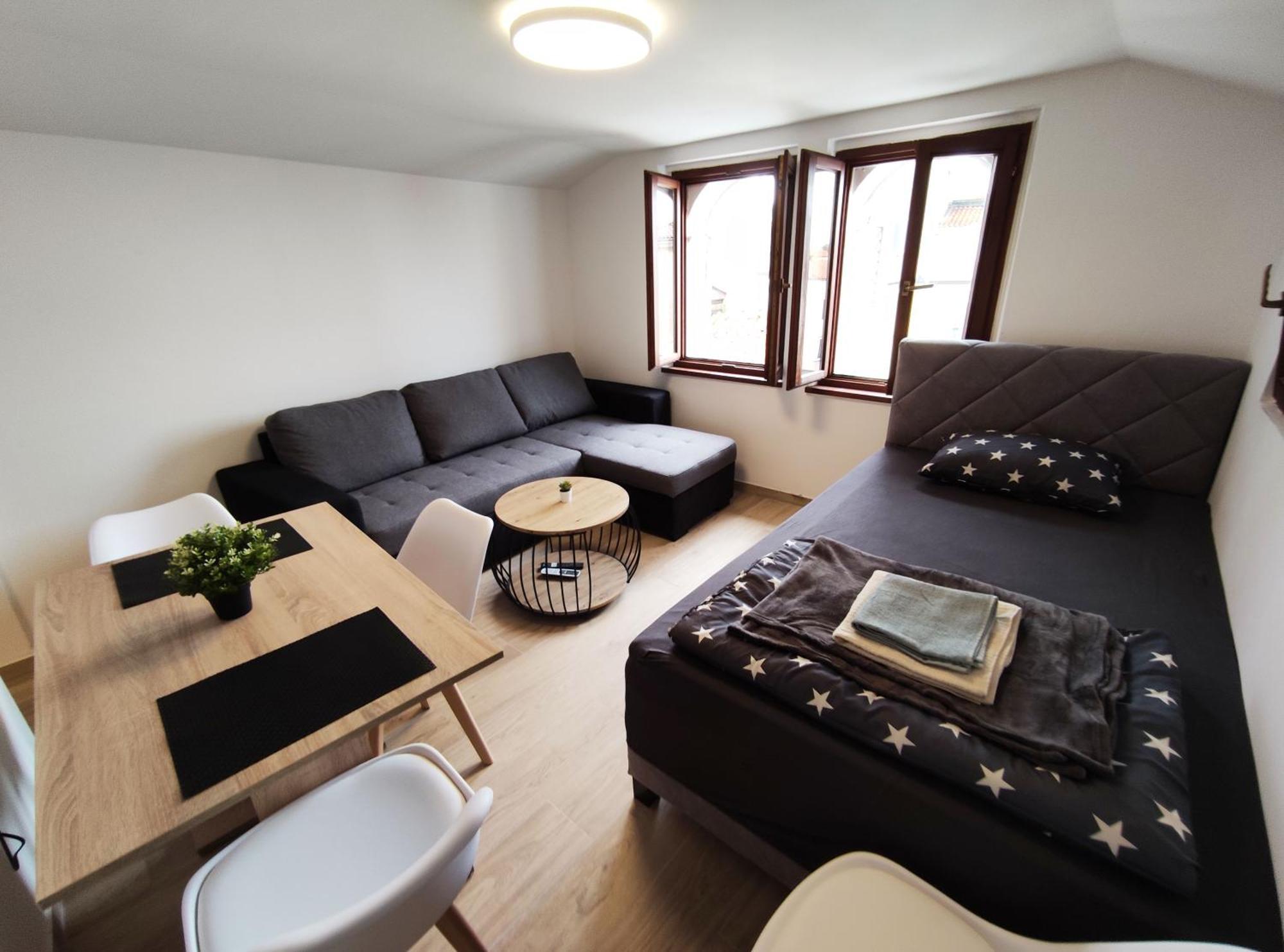 Vicky Apartment Koper Extérieur photo